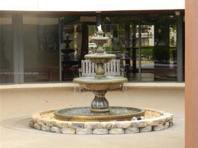 9661 Sunrise Lakes Blvd 305, Sunrise FL 33322