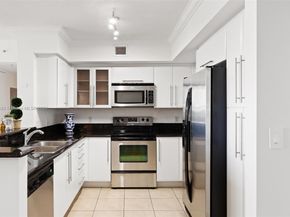 3232 SW 22nd Ter 1003, Miami FL 33145
