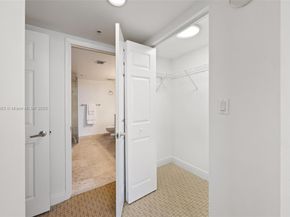 3232 SW 22nd Ter 1003, Miami FL 33145