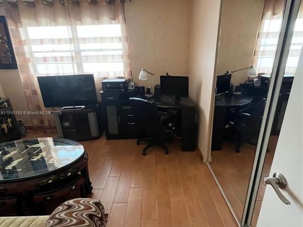3551 NE 169th St 301, North Miami Beach FL 33160