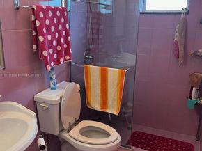 3551 NE 169th St 301, North Miami Beach FL 33160
