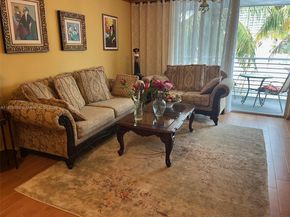 3551 NE 169th St 301, North Miami Beach FL 33160
