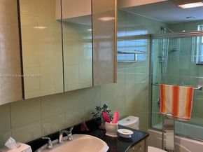 3551 NE 169th St 301, North Miami Beach FL 33160