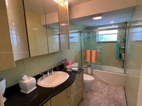 3551 NE 169th St 301, North Miami Beach FL 33160