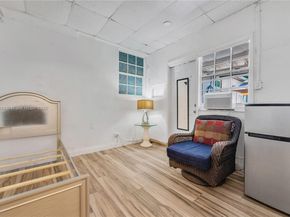 380 NW 133rd St, North Miami FL 33168