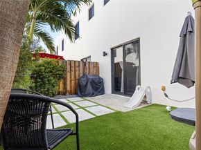 500 SW 91st Ave, Miami FL 33174