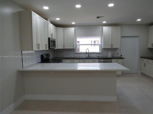 1671 SW 44th Ter, Fort Lauderdale FL 33317
