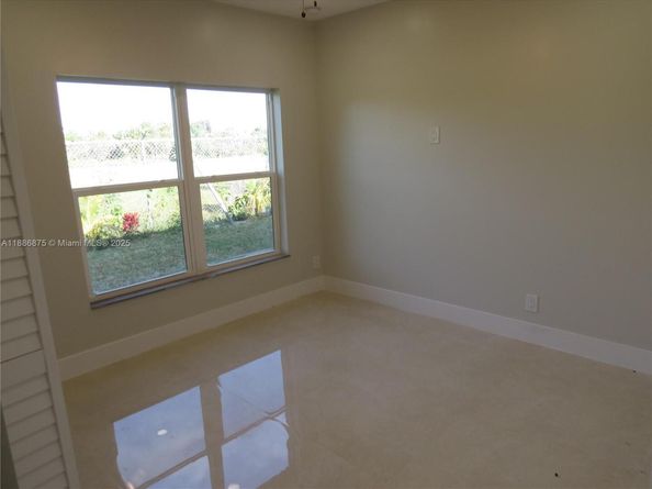 1671 SW 44th Ter, Fort Lauderdale FL 33317