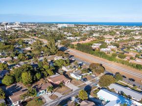 2651 SE 2nd St, Boynton Beach FL 33435