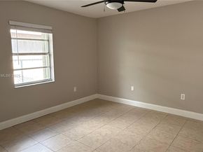 220 NW 12th St, Pompano Beach FL 33060
