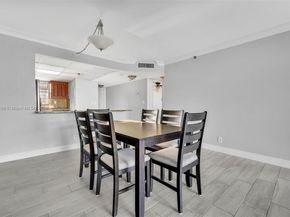 3300 W Rolling Hills Cir 307, Davie FL 33328