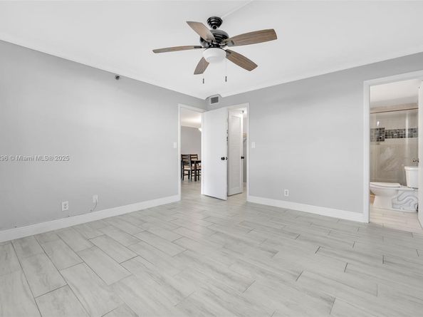 3300 W Rolling Hills Cir 307, Davie FL 33328