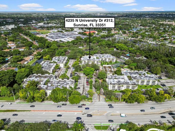 4235 North University dr 312, Sunrise FL 33351