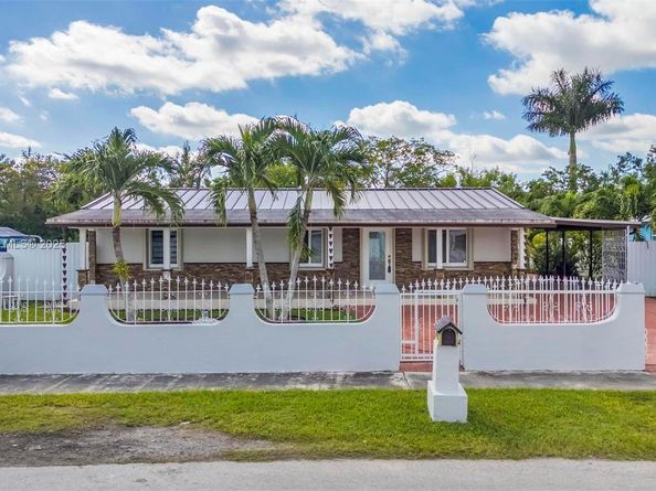 15430 SW 308 st, Homestead FL 33033
