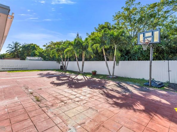 15430 SW 308 st, Homestead FL 33033