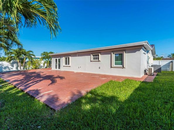 15430 SW 308 st, Homestead FL 33033