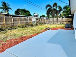 1649 NE 30th Ct, Pompano Beach FL 33064