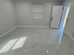 1649 NE 30th Ct, Pompano Beach FL 33064