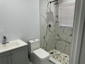 1649 NE 30th Ct, Pompano Beach FL 33064