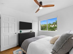 642 86th St, Miami Beach FL 33141