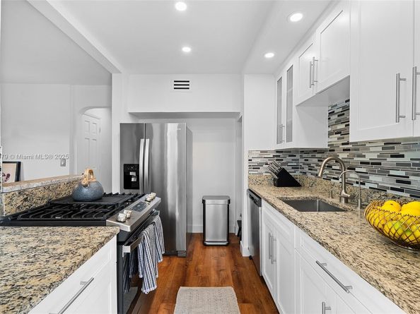 642 86th St, Miami Beach FL 33141