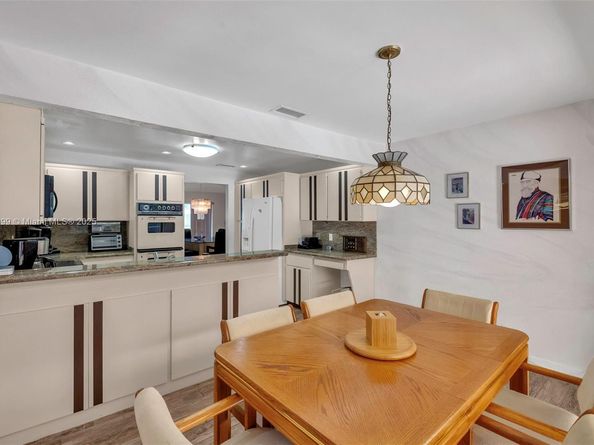 3721 N Park Rd, Hollywood FL 33021