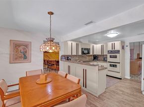 3721 N Park Rd, Hollywood FL 33021