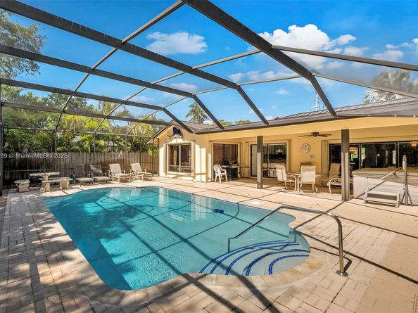 3721 N Park Rd, Hollywood FL 33021