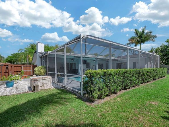 16840 SW 87th Ave, Palmetto Bay FL 33157