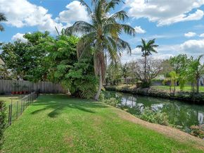 16840 SW 87th Ave, Palmetto Bay FL 33157