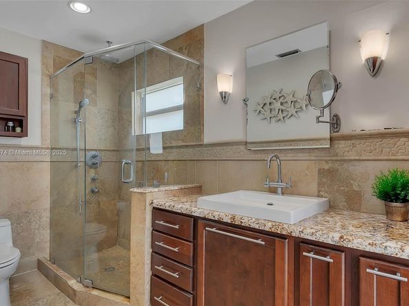 16840 SW 87th Ave, Palmetto Bay FL 33157