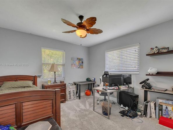 16840 SW 87th Ave, Palmetto Bay FL 33157