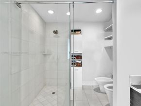 2950 NE 188th St 312, Aventura FL 33180