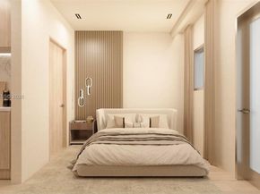 260 Collins Ave 204, Miami Beach FL 33139