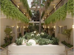 260 Collins Ave 204, Miami Beach FL 33139