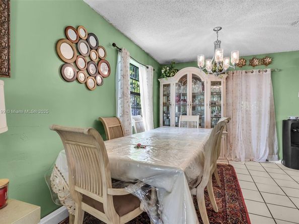 522 SW 3rd Ave, Homestead FL 33030