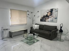 19800 NW 5th Ave, Miami Gardens FL 33169