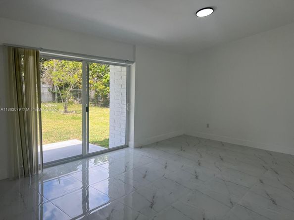 19800 NW 5th Ave, Miami Gardens FL 33169