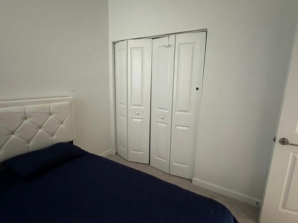 23427 SW 127th Pl 23427, Homestead FL 33032