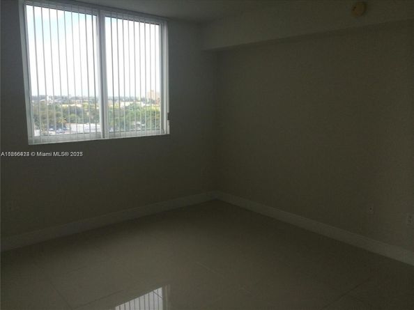 1861 NW S River Dr 1005, Miami FL 33125