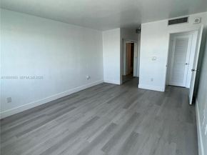 1865 79th St Cswy 12I, North Bay Village FL 33141