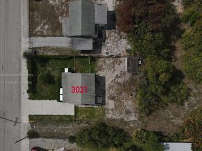 3021 Avenue J, Riviera Beach FL 33404