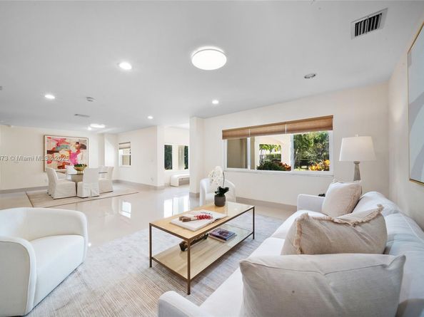 6125 SW 109th St, Pinecrest FL 33156