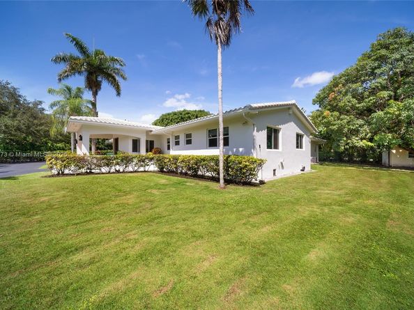 6125 SW 109th St, Pinecrest FL 33156