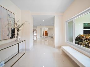 6125 SW 109th St, Pinecrest FL 33156