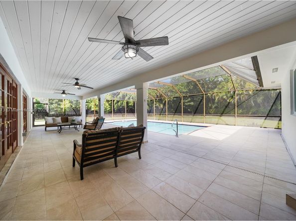 6125 SW 109th St, Pinecrest FL 33156