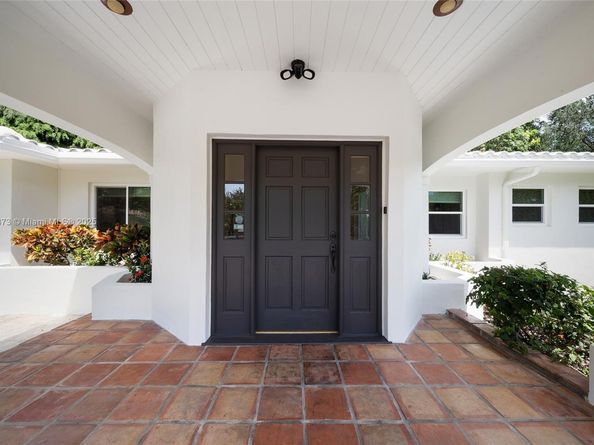 6125 SW 109th St, Pinecrest FL 33156