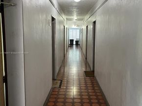 7801 NE 4th Ct 516, Miami FL 33138