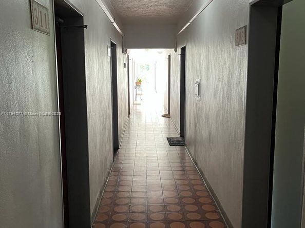 7801 NE 4th Ct 516, Miami FL 33138