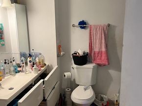 7801 NE 4th Ct 516, Miami FL 33138